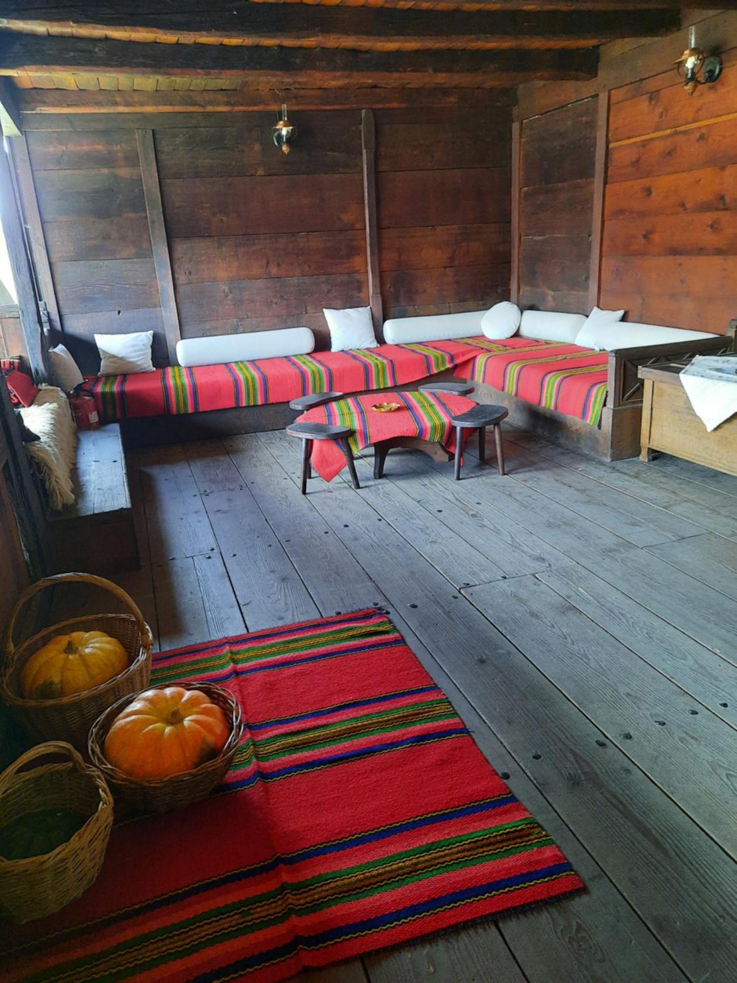 Чолаковата Къща Hotel Koprivshtitsa Buitenkant foto