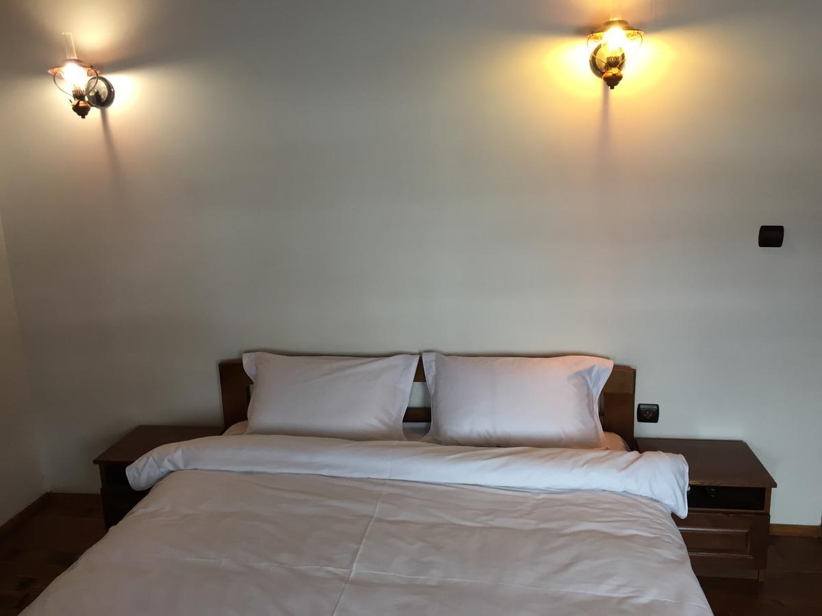 Чолаковата Къща Hotel Koprivshtitsa Buitenkant foto
