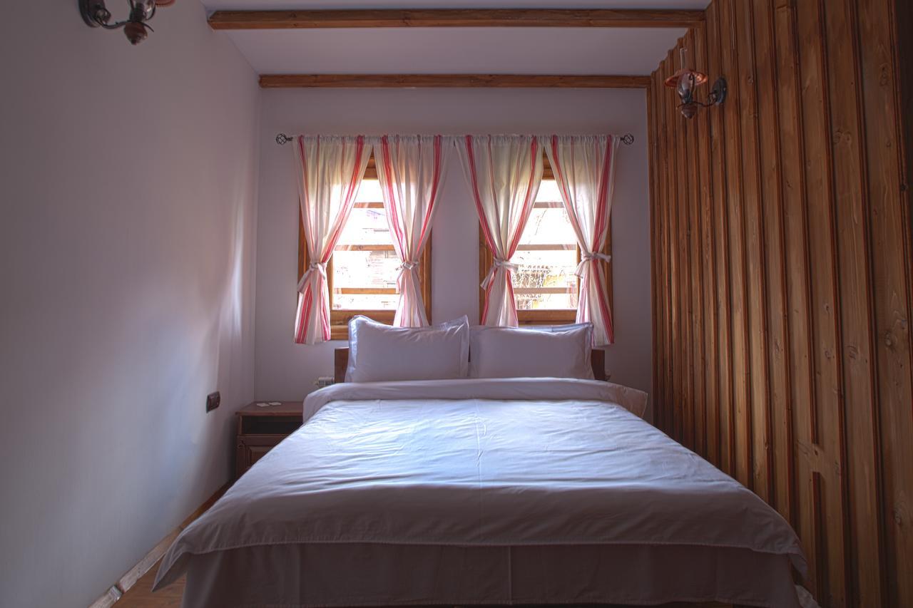 Чолаковата Къща Hotel Koprivshtitsa Buitenkant foto