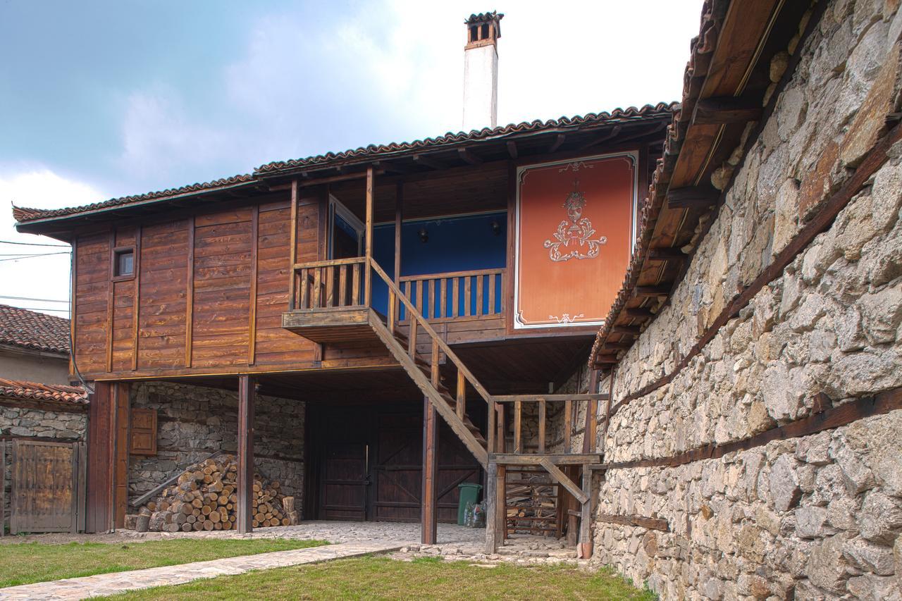 Чолаковата Къща Hotel Koprivshtitsa Buitenkant foto
