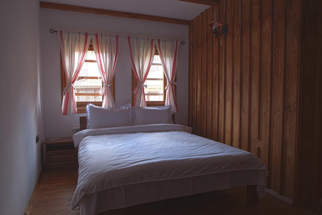 Чолаковата Къща Hotel Koprivshtitsa Buitenkant foto