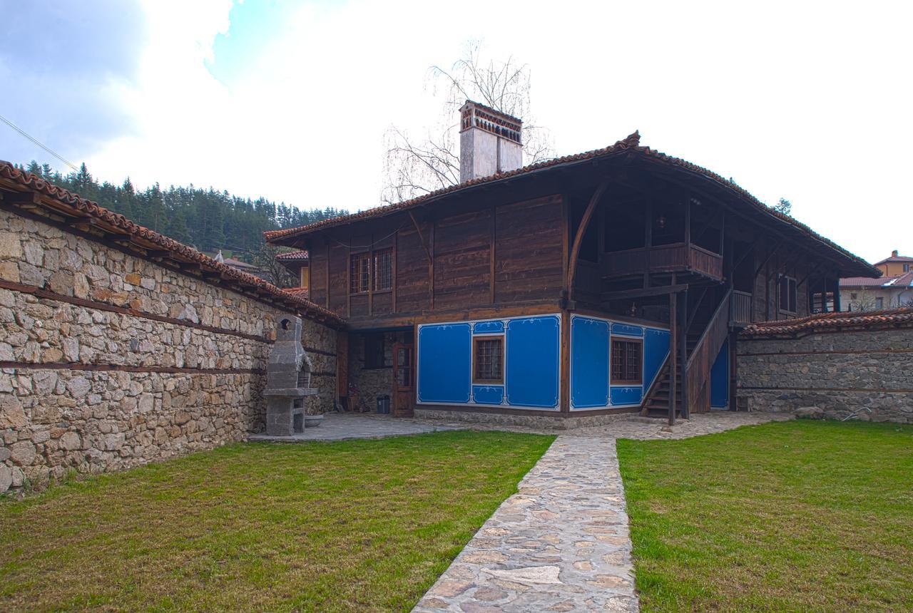 Чолаковата Къща Hotel Koprivshtitsa Buitenkant foto